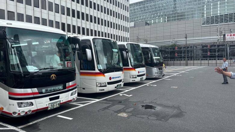 東京駅からハワイアンズへ向かう宿泊者専用無料送迎バス