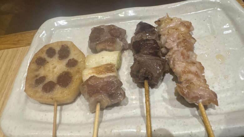 鉄板神社で食べた串料理